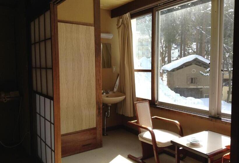 Пансион Resort Inn Chitose