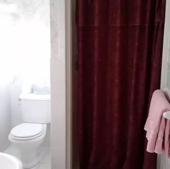 酒店 Chestnut Charm Bed & Breakfast