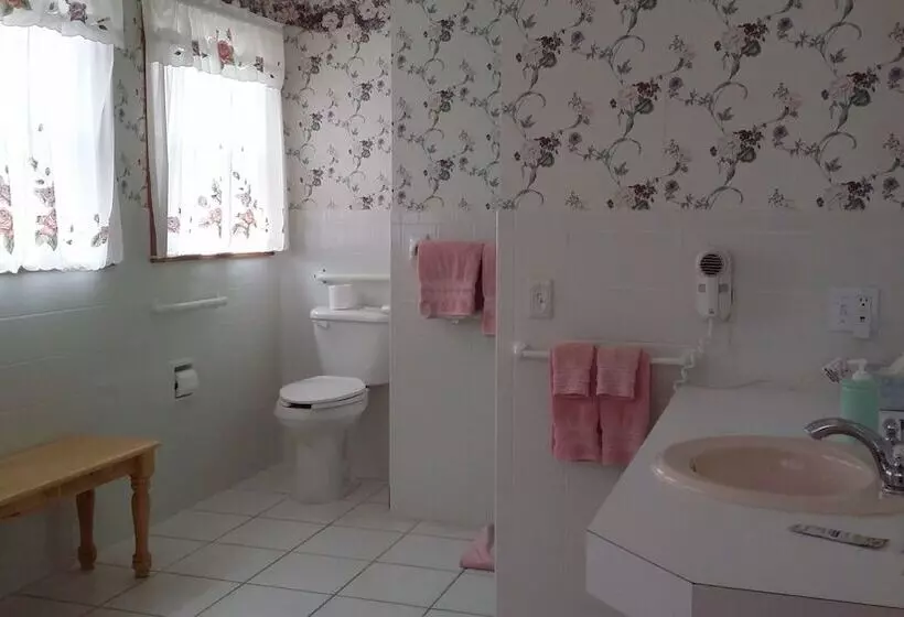 酒店 Chestnut Charm Bed & Breakfast