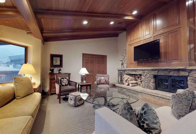 هتل Christiania Lodge