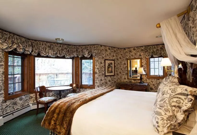 Отель Christiania Lodge