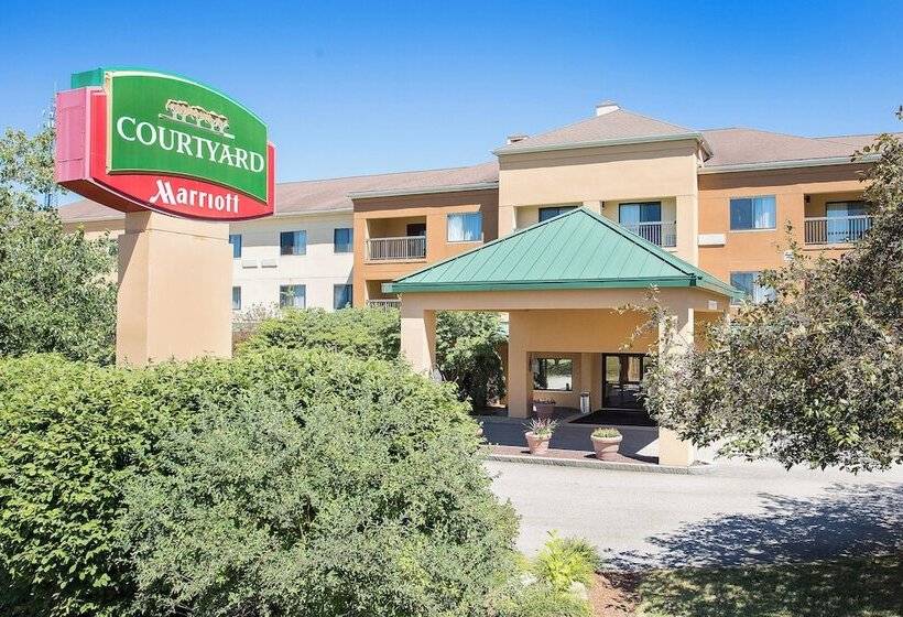בית מלון כפרי Courtyard By Marriott Boston Westborough