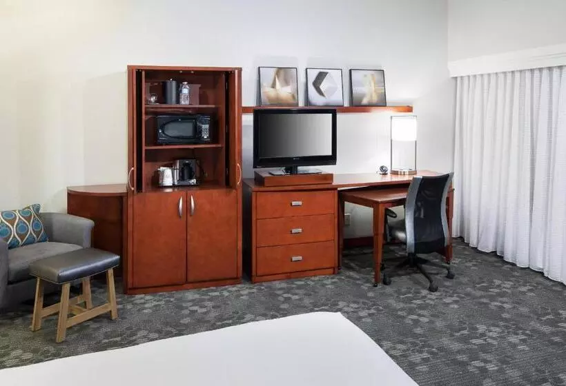 בית מלון כפרי Courtyard Alexandria Old Town/southwest