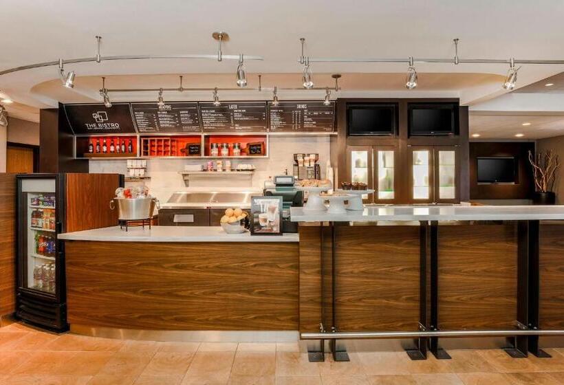 هتل Courtyard By Marriott Orlando Lake Mary North