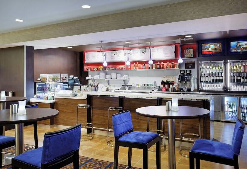 בית מלון כפרי Courtyard By Marriott Gainesville Fl