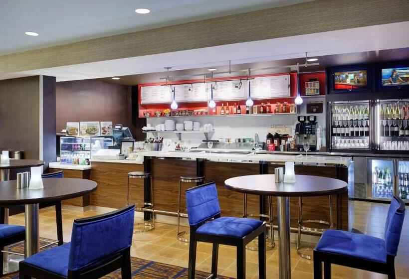 בית מלון כפרי Courtyard By Marriott Gainesville Fl