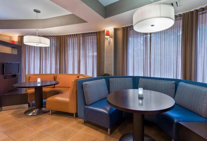 בית מלון כפרי Courtyard By Marriott Gainesville Fl