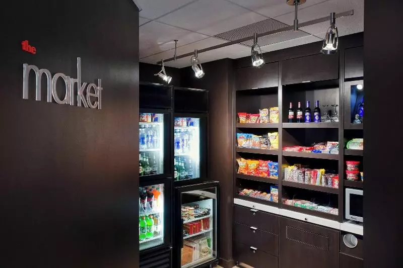 فندق Courtyard St. Louis Airport/earth City