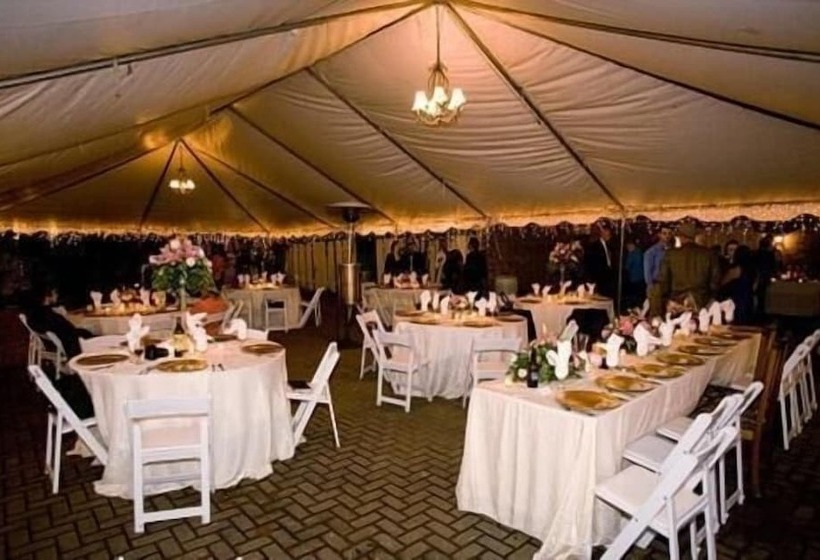 호텔 The Crystal River Inn