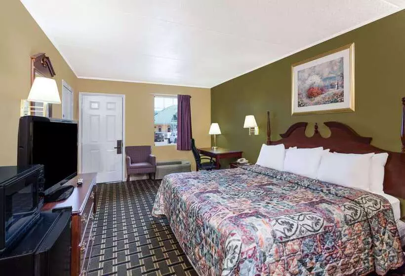 호텔 Days Inn By Wyndham Lenoir City