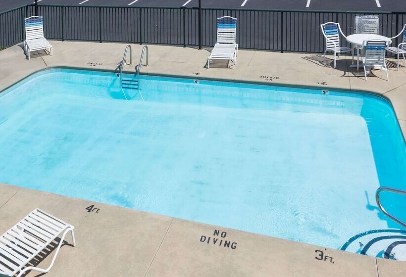 فندق Days Inn By Wyndham Sanford