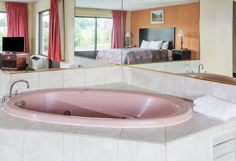 فندق Days Inn By Wyndham Sanford