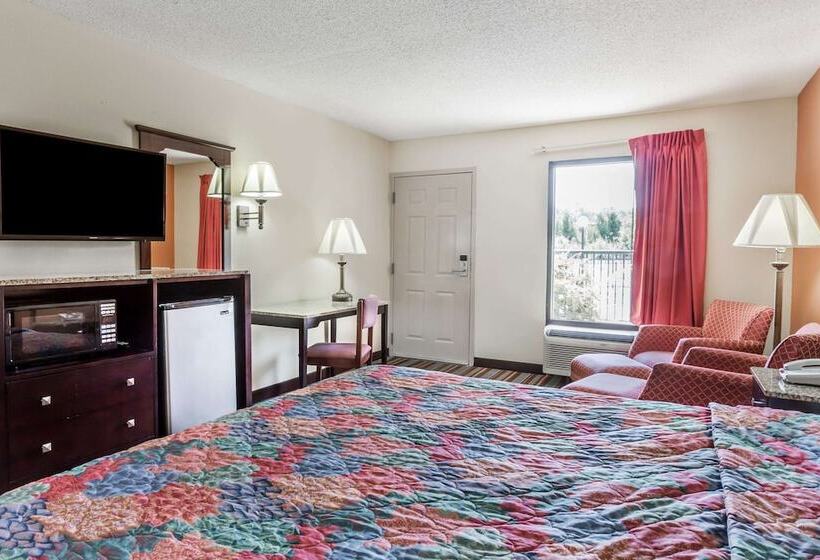 فندق Days Inn By Wyndham Sanford