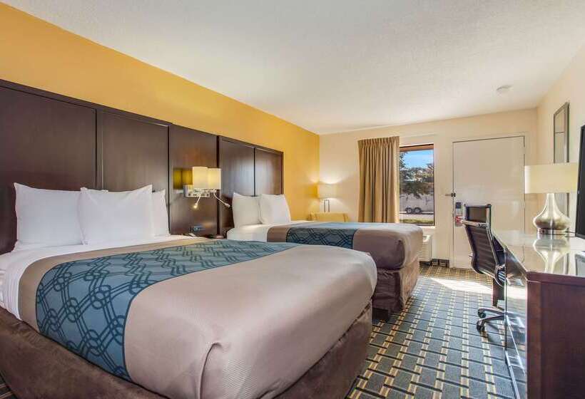 فندق Econo Lodge Coliseum