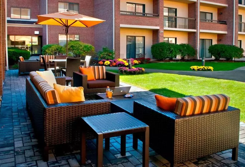 ホテル Sonesta Select Boston Foxborough Mansfield