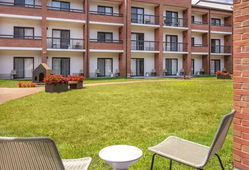 ホテル Sonesta Select Boston Foxborough Mansfield