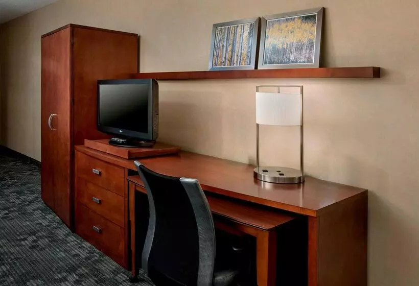 ホテル Sonesta Select Boston Foxborough Mansfield