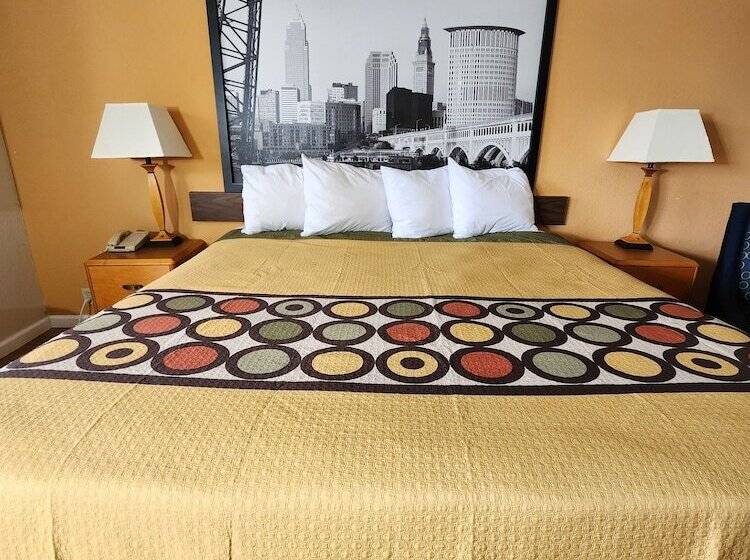 Отель Westspring Inn   Westlake Cleveland