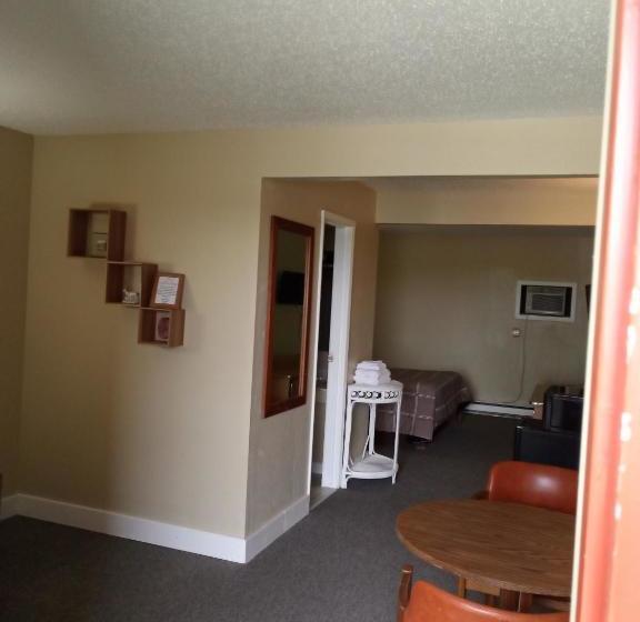 מוטל Lakota Lodge