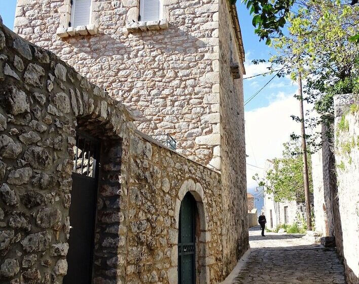 Areopoli Sofia Old Town Inn