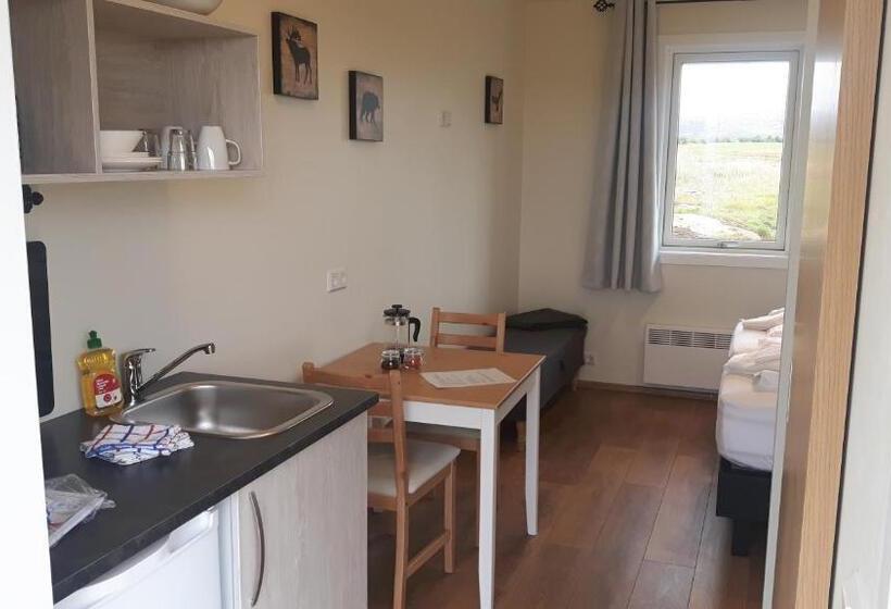 تختخواب و صبحانه Hjartarstaðir Guesthouse