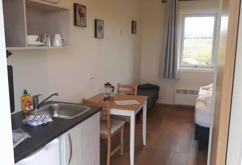 تختخواب و صبحانه Hjartarstaðir Guesthouse