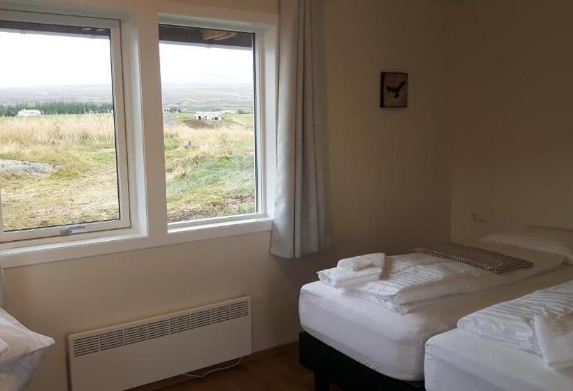 تختخواب و صبحانه Hjartarstaðir Guesthouse