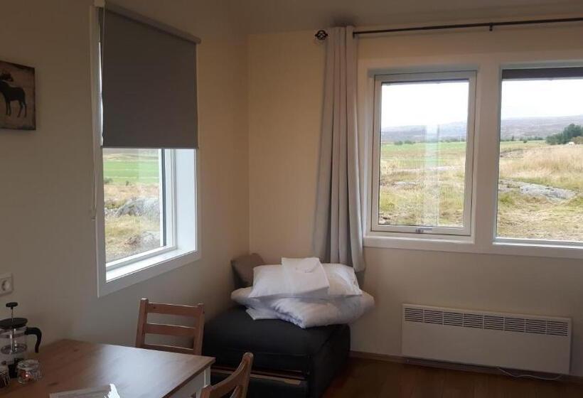 تختخواب و صبحانه Hjartarstaðir Guesthouse