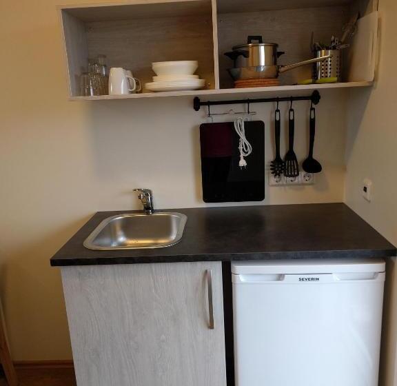 تختخواب و صبحانه Hjartarstaðir Guesthouse