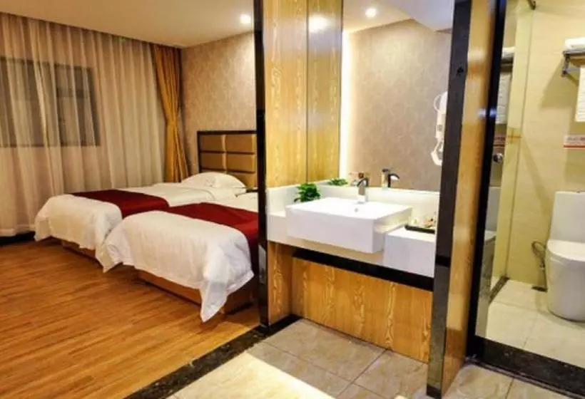 هتل 7 Days Inn Guangzhou Pazhou Branch