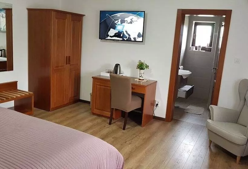 Hotelli B&b Plitvice Lakes Villa Prica