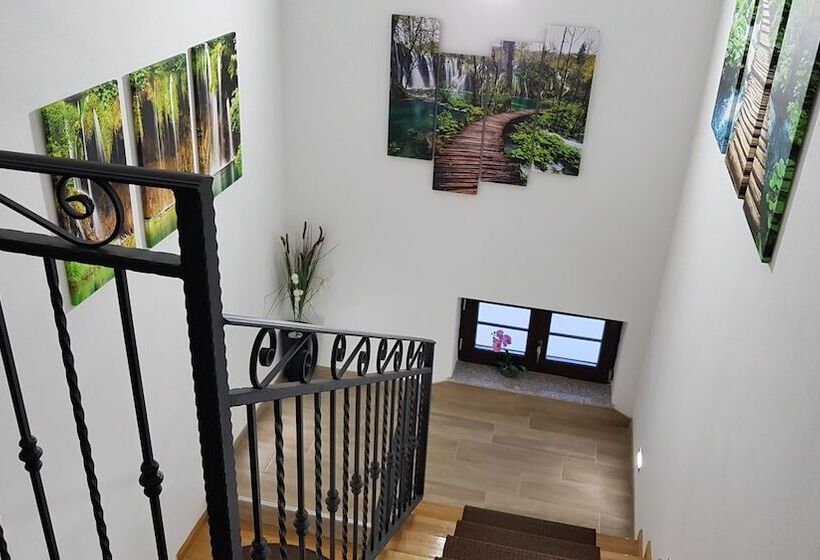 בית מלון כפרי B&b Plitvice Lakes Villa Prica