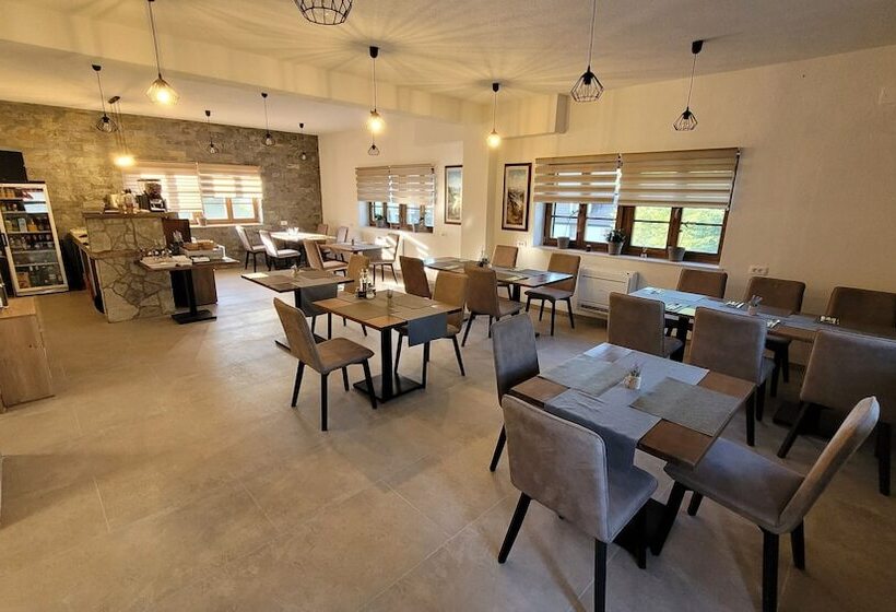 בית מלון כפרי B&b Plitvice Lakes Villa Prica