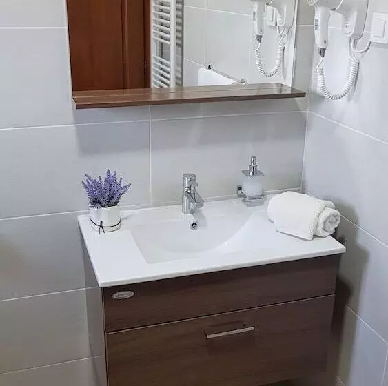 Hotelli B&b Plitvice Lakes Villa Prica