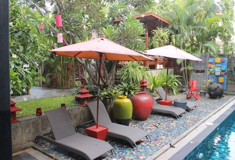 هتل Mi Casa Thaphae Chiang Mai