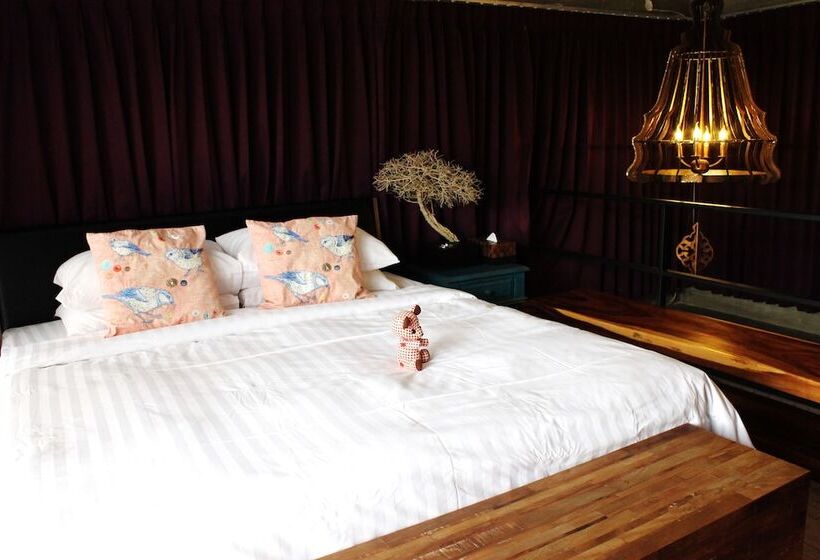 هتل Mi Casa Thaphae Chiang Mai