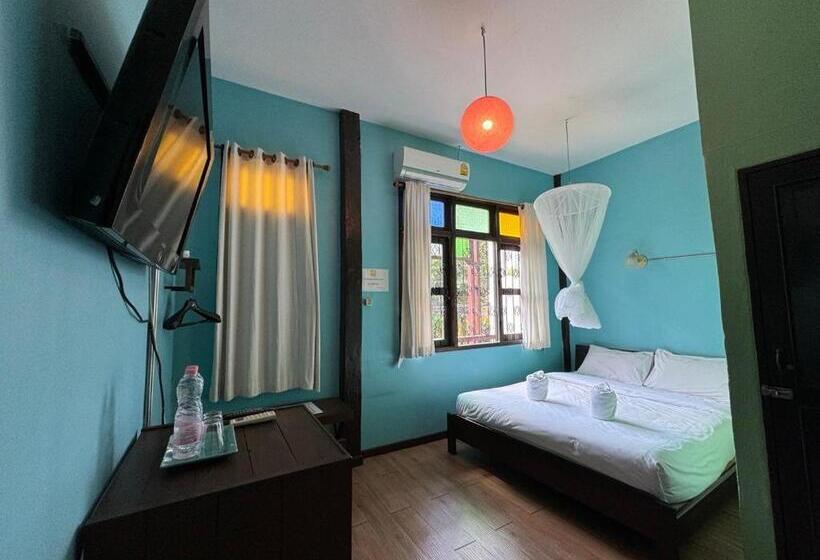 هتل Mi Casa Thaphae Chiang Mai