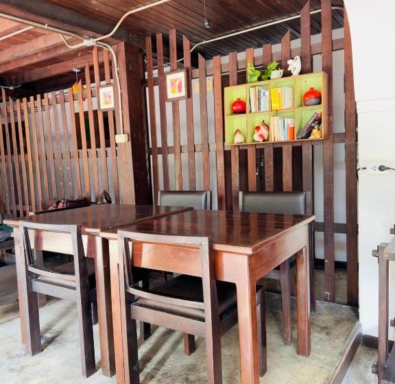 هتل Mi Casa Thaphae Chiang Mai