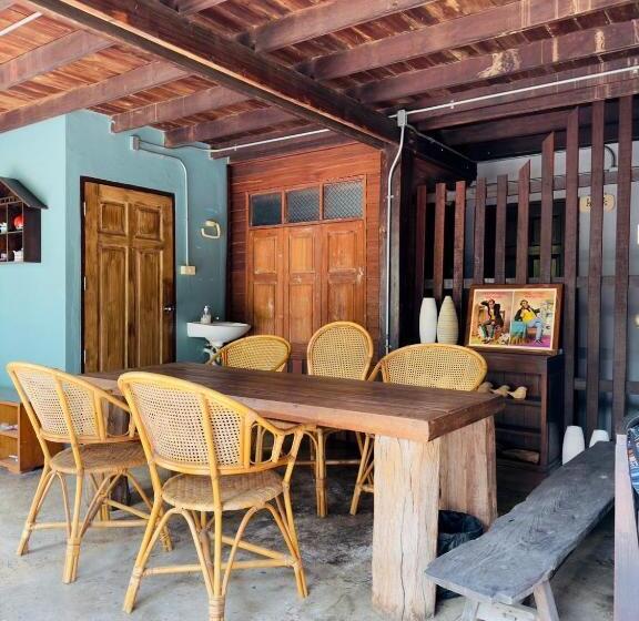 هتل Mi Casa Thaphae Chiang Mai