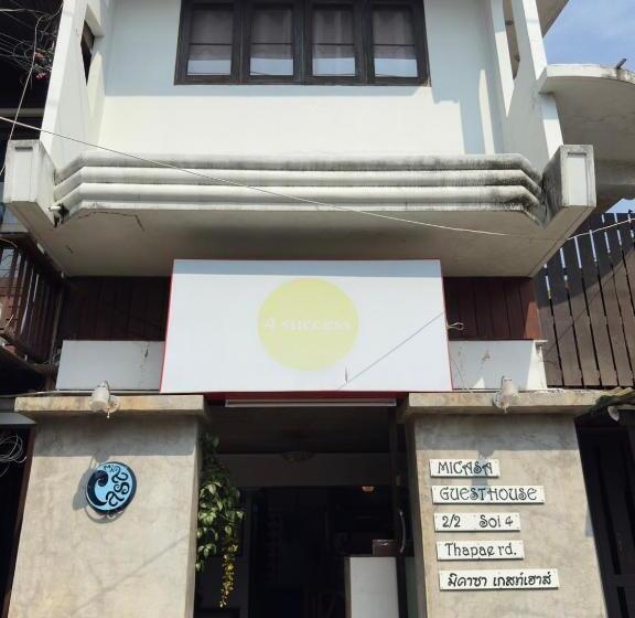 هتل Mi Casa Thaphae Chiang Mai