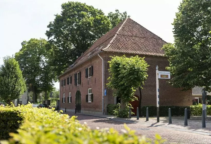 Hotelli Napoleonschuur