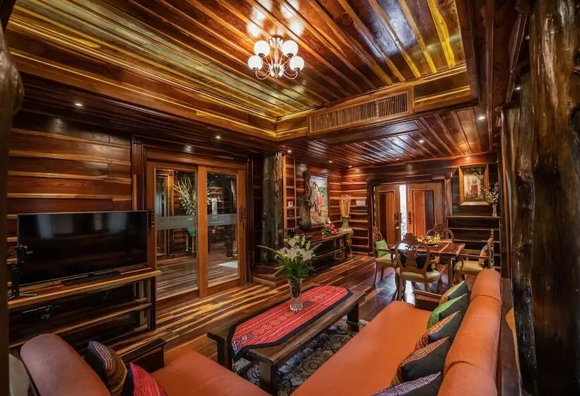 Hotelli Khum Wang Nuea Villa