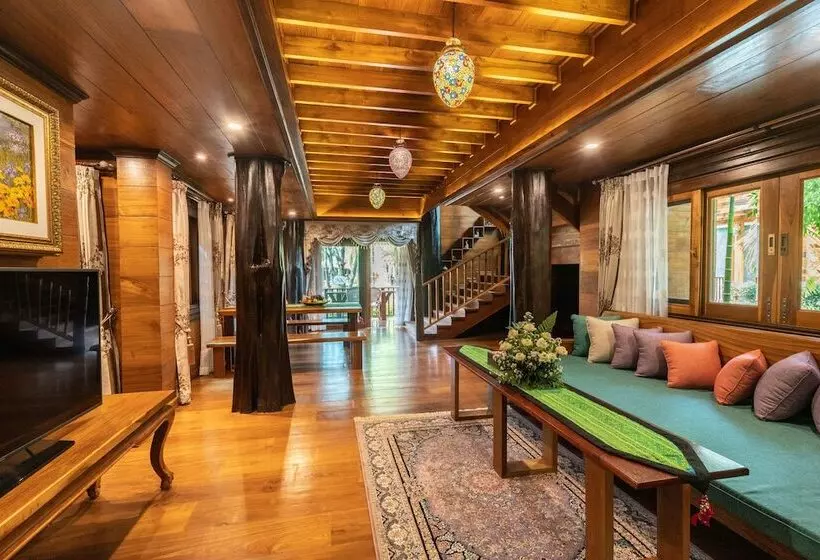 Hotelli Khum Wang Nuea Villa