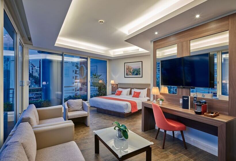 هتل Sodeco Suites