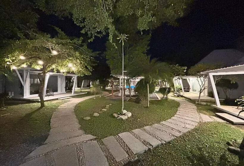 هتل Thiptara Resort Adults Only