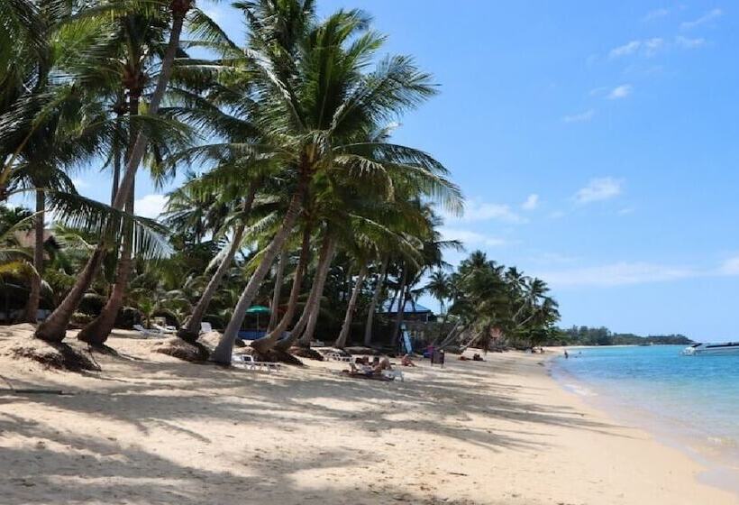 Отель Thiptara Resort   Adults Only