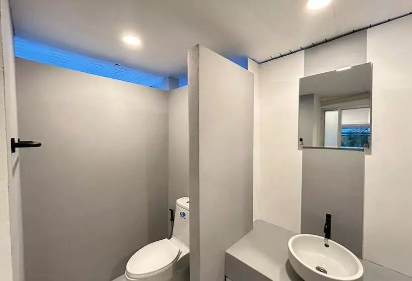 هتل Thiptara Resort Adults Only