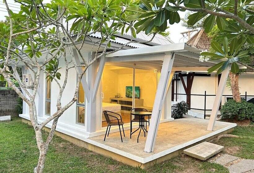 Отель Thiptara Resort   Adults Only