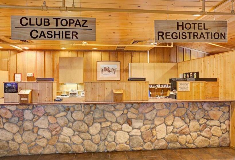 호텔 Topaz Lodge