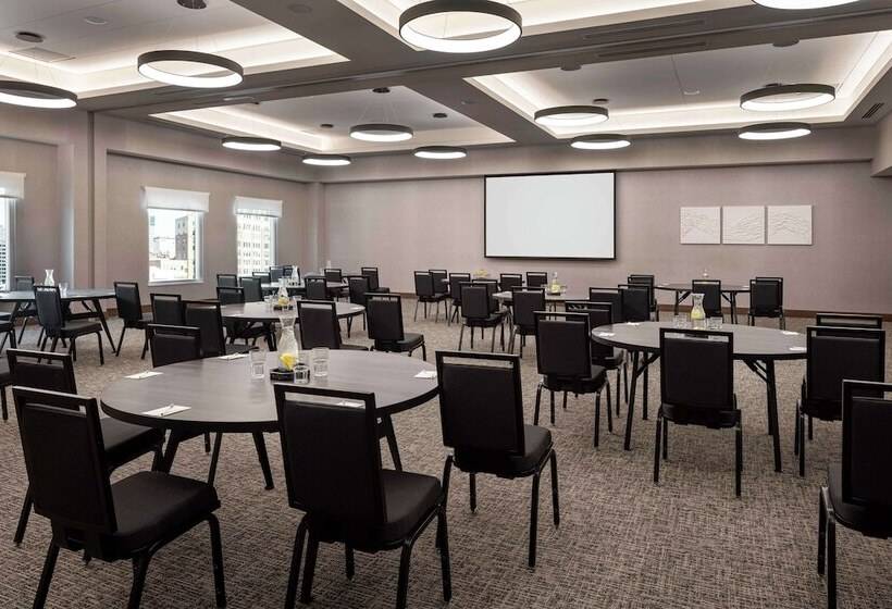 فندق Tru By Hilton Denver Downtown Convention Center